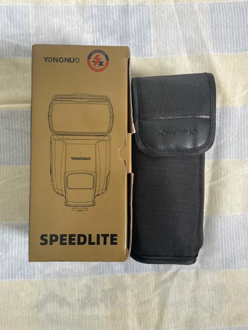 Flash Yongnuo  - Foto 2