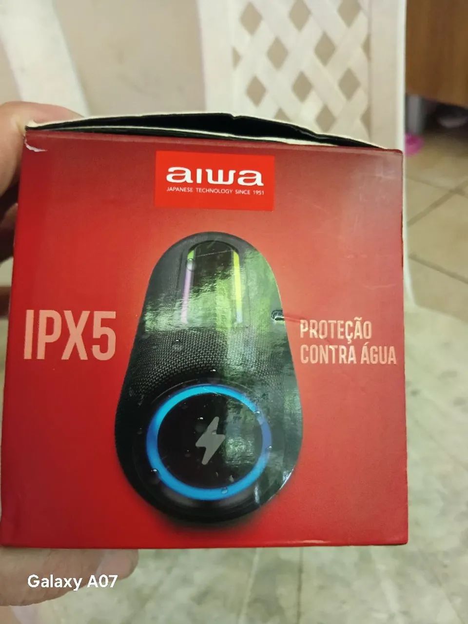 Caixa aiwa 30w a proca d'água  - Foto 3