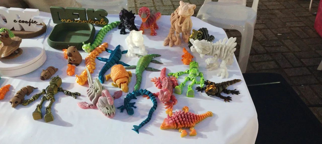 Dinossauros diversos  - Foto 3