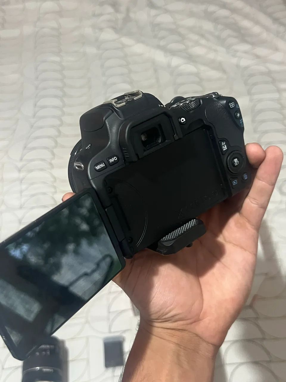 Cânon Sl2 nova com lentes dslr - Foto 2