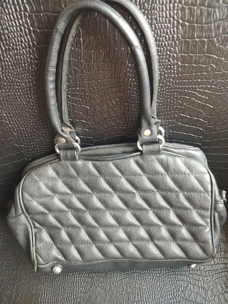 Bolsa preta em couro legítimo  - Foto 2