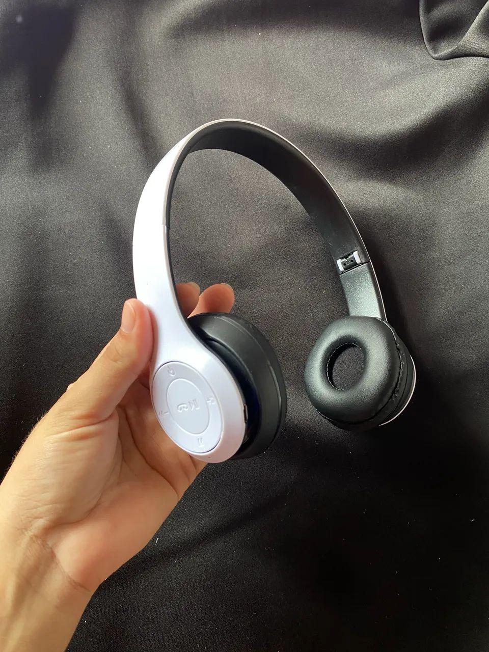 Fone de ouvido Bluetooth 