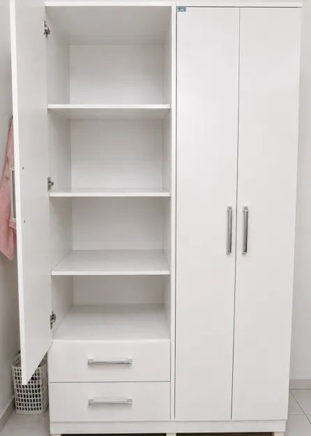 Guarda-roupa Branco com Pé - Foto 3