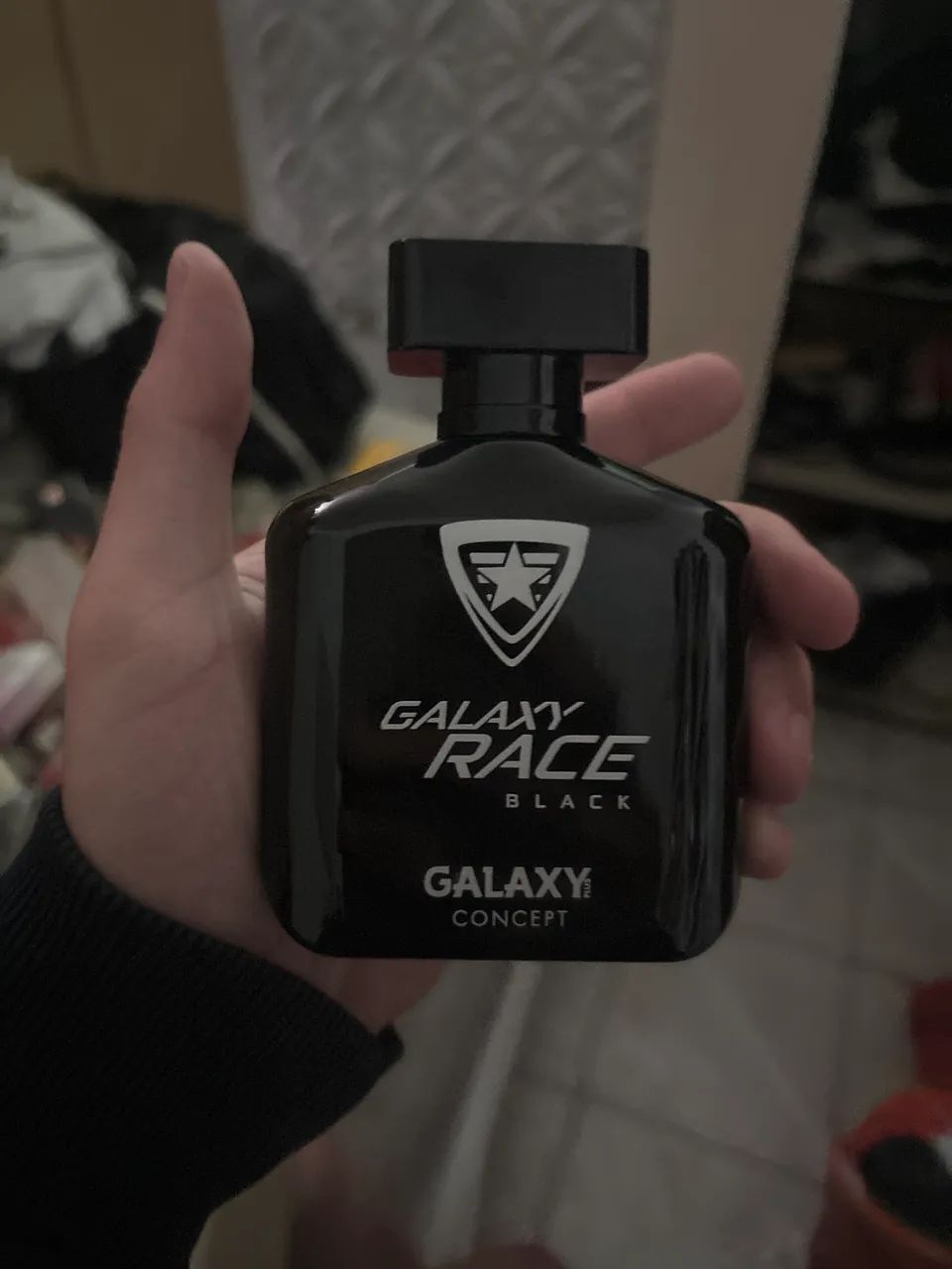 Perfumes lacrados  - Foto 3