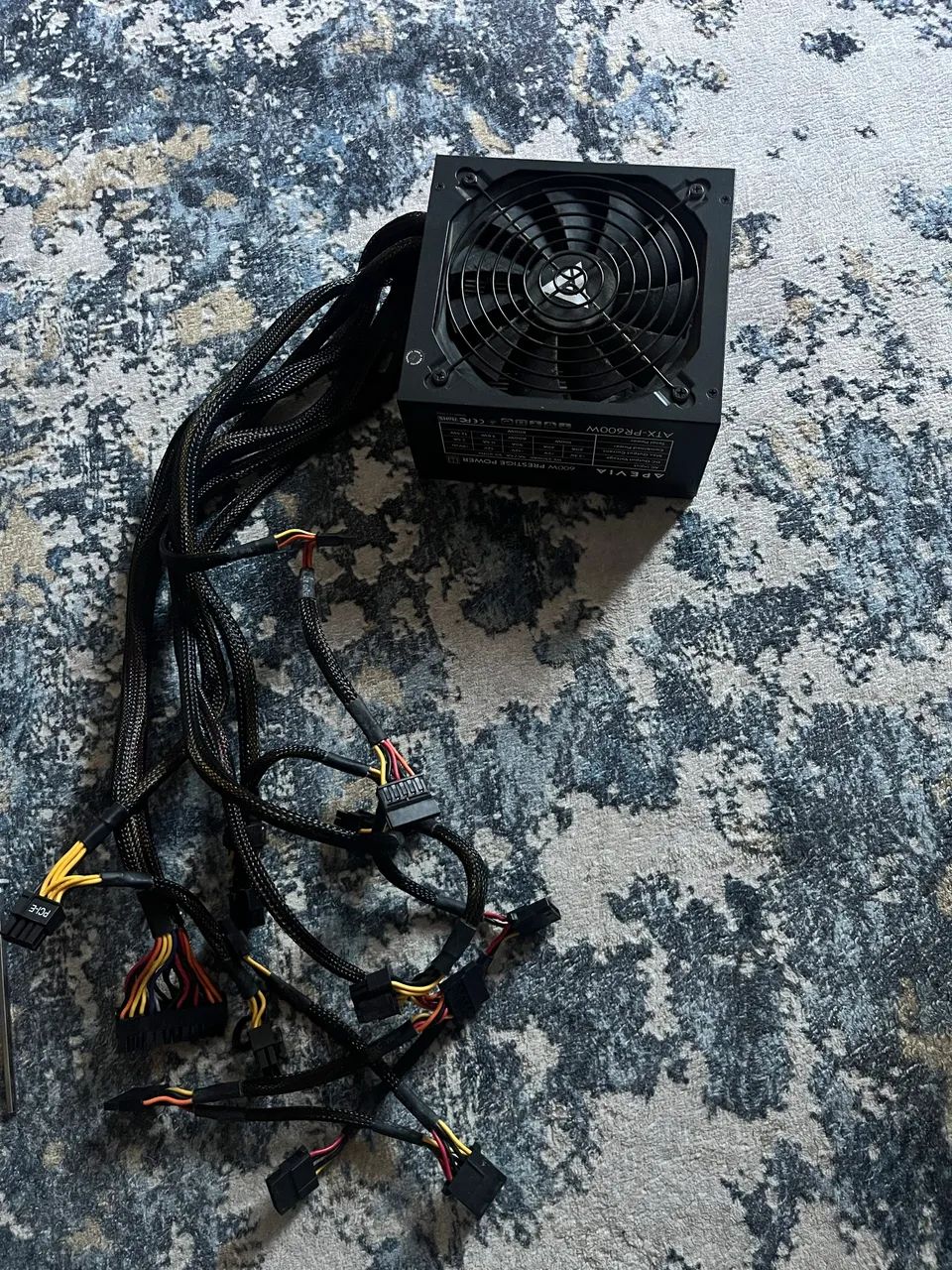 Fonte veia 600w gold  - Foto 2