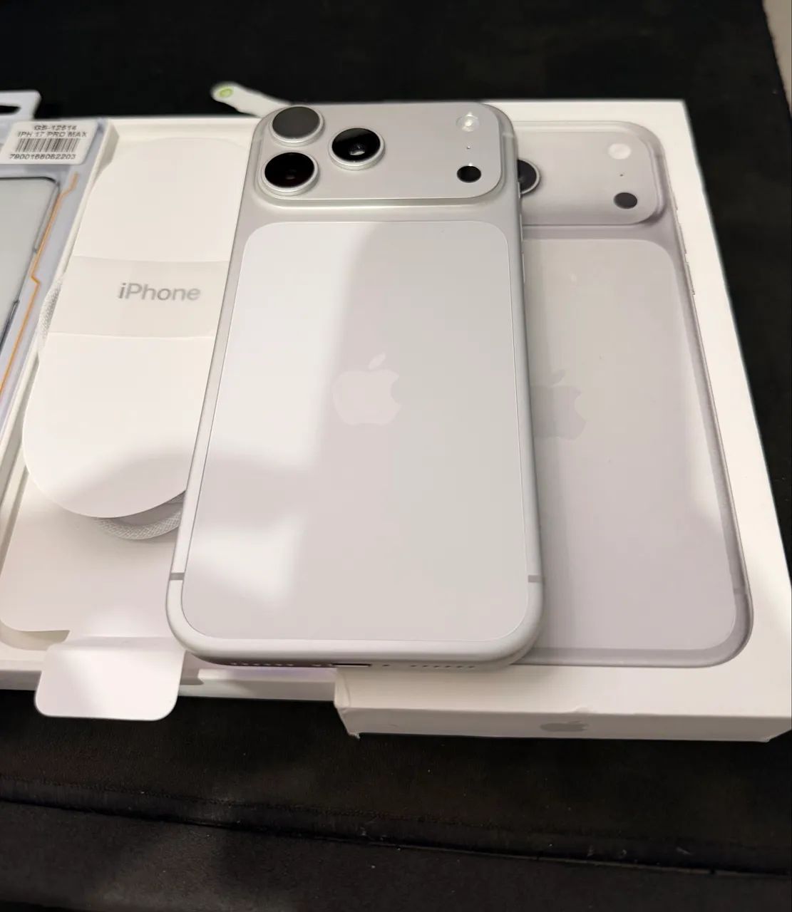 iPhone 17 Pro Max 256 - Foto 2