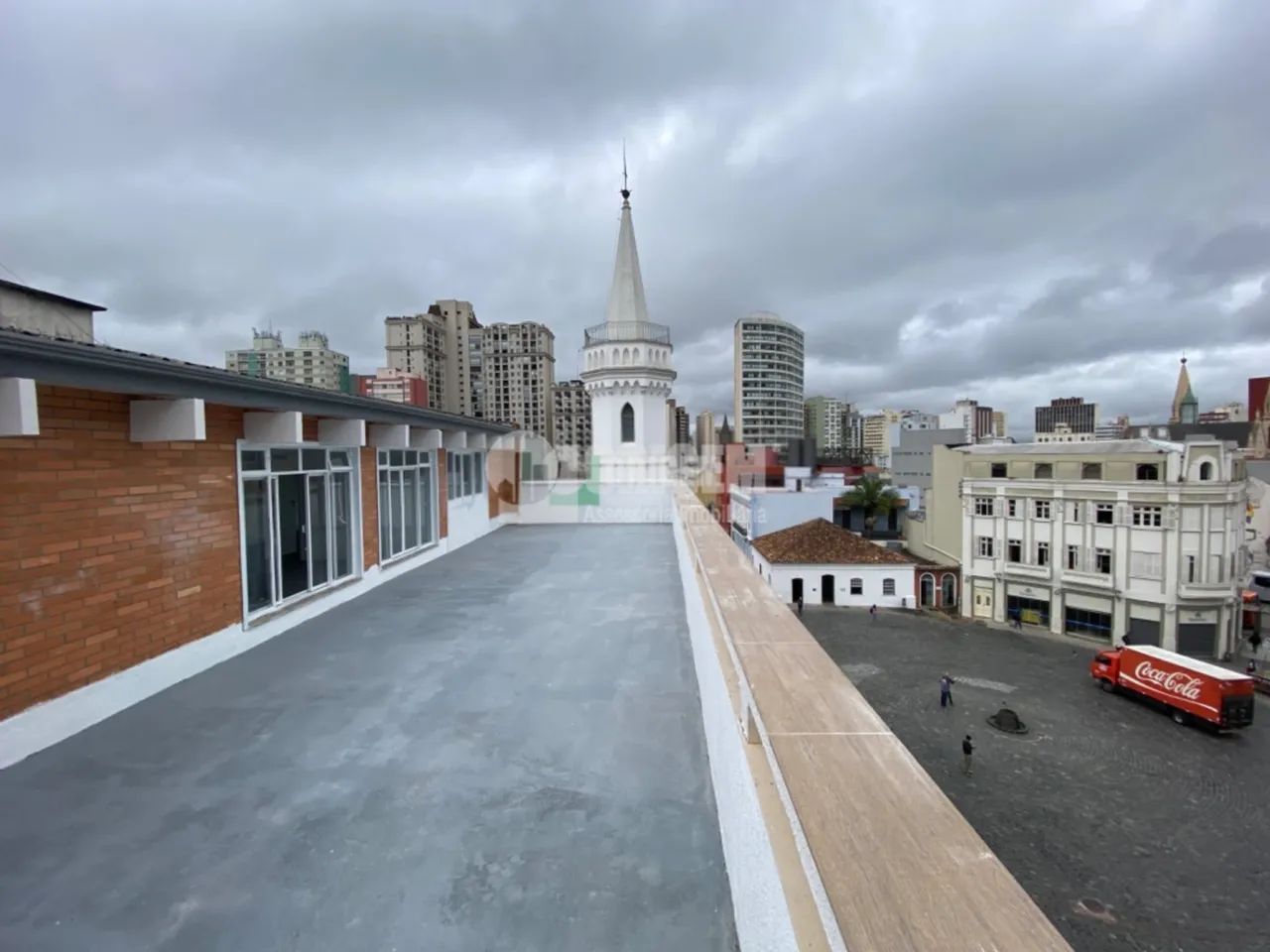 Espaço Comercial com ampla sacada no Largo da Ordem - Foto 5