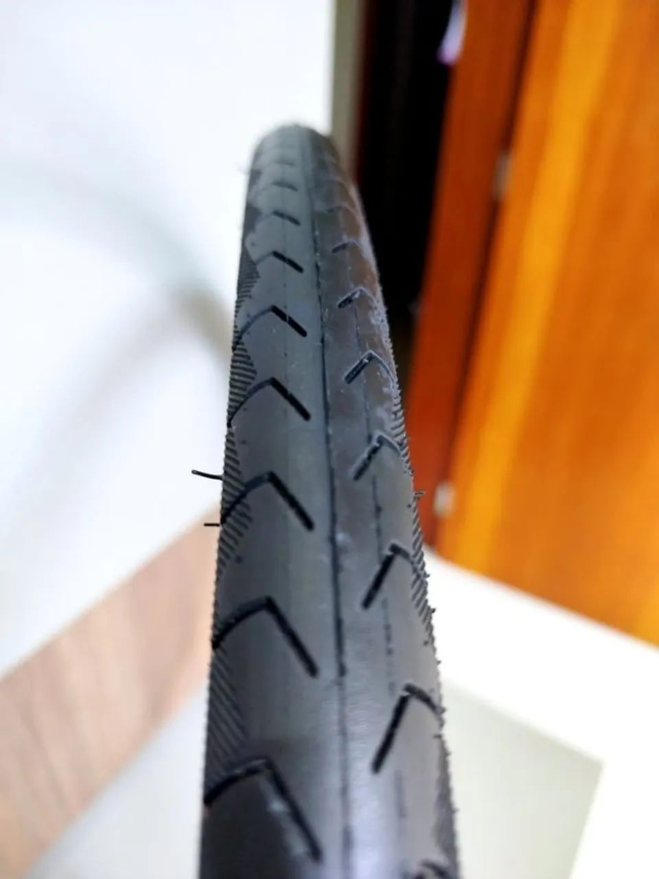Pneu slick Pirelli 700x32 Phantom Street Aro 29 - Foto 5