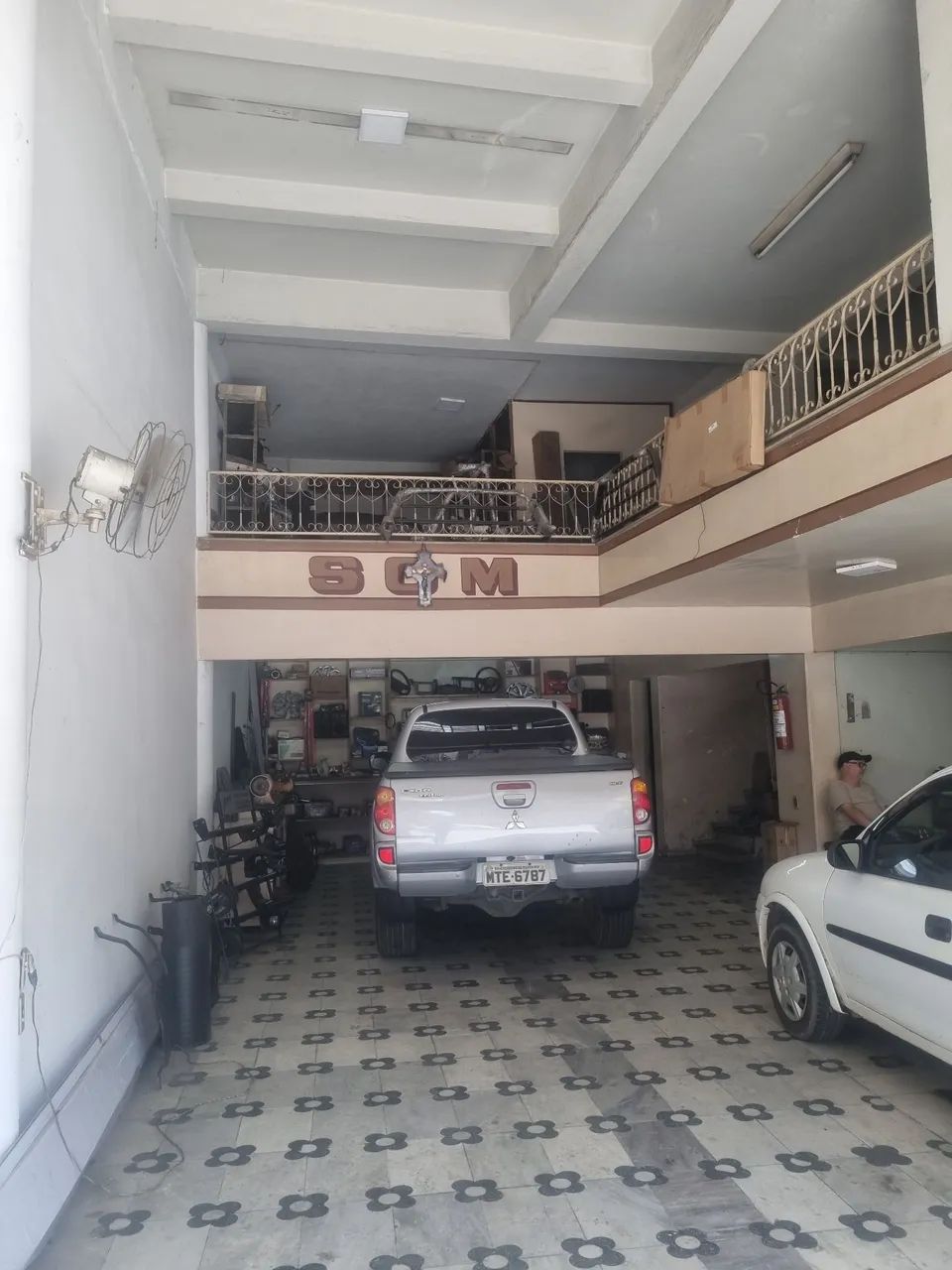 Ponto comercial no centro. Próximo Unined. Onde funciona FRANK SOM. - Foto 3