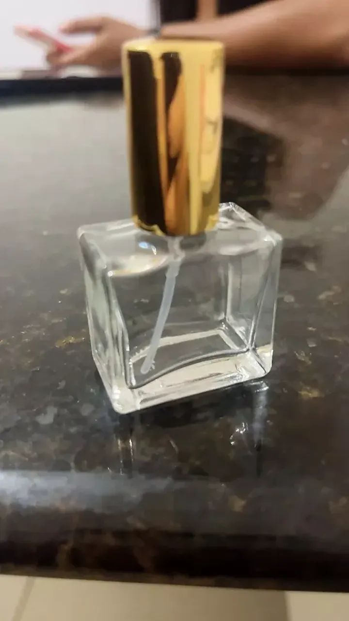 Frasco Vidro 10ml Com Válvula Spray Dourada - 80 Frascos - Foto 2