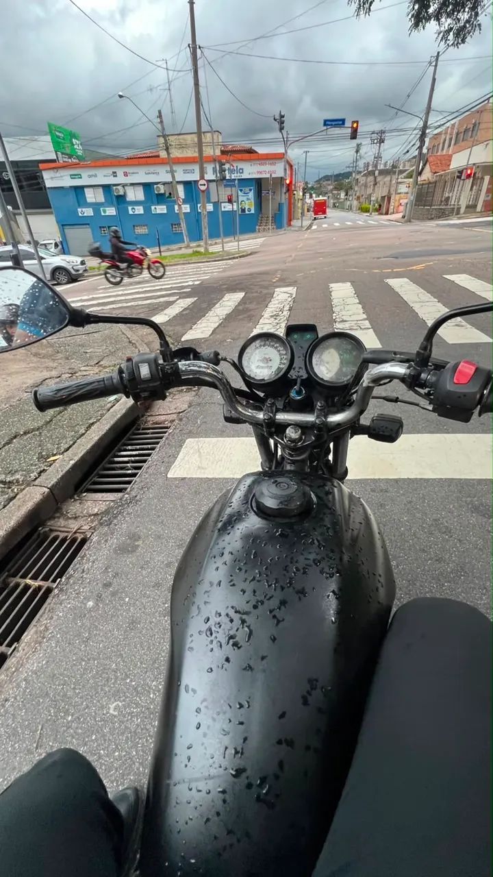 YBR 2002  - Foto 3