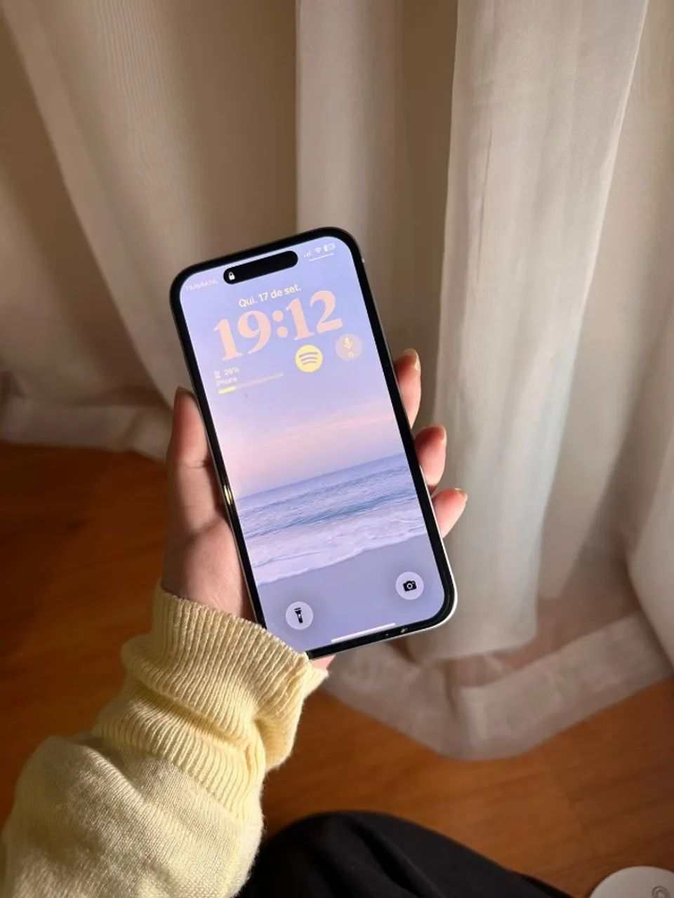  Iphone 15 Azul impecável (6 meses de uso) com NF - Foto 3