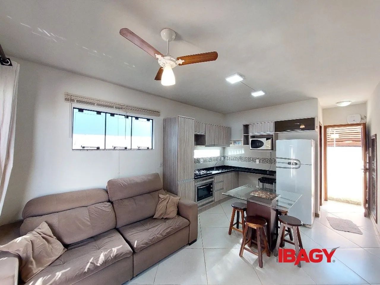 Excelente Casa 2 dormitório(s) em Campeche - Florianópolis - Foto 3