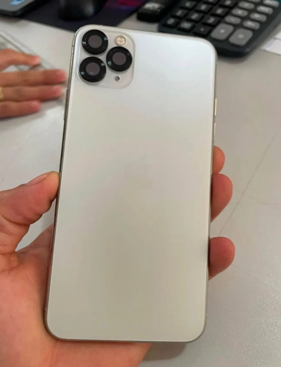 Vendo iPhone 11 por max  - Foto 2