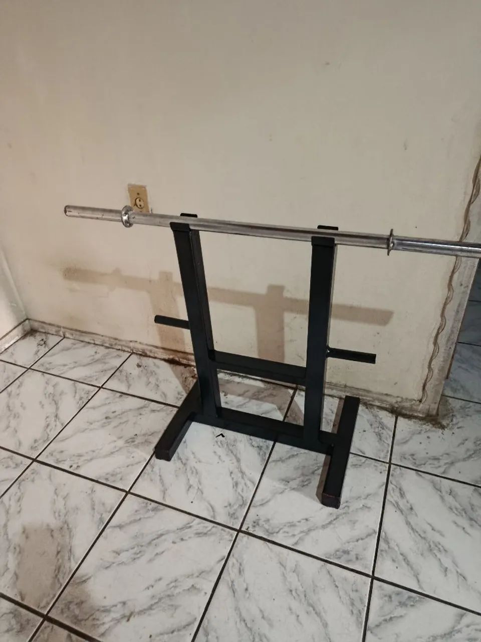 Cavalete com barra maciça de braço  - Foto 2