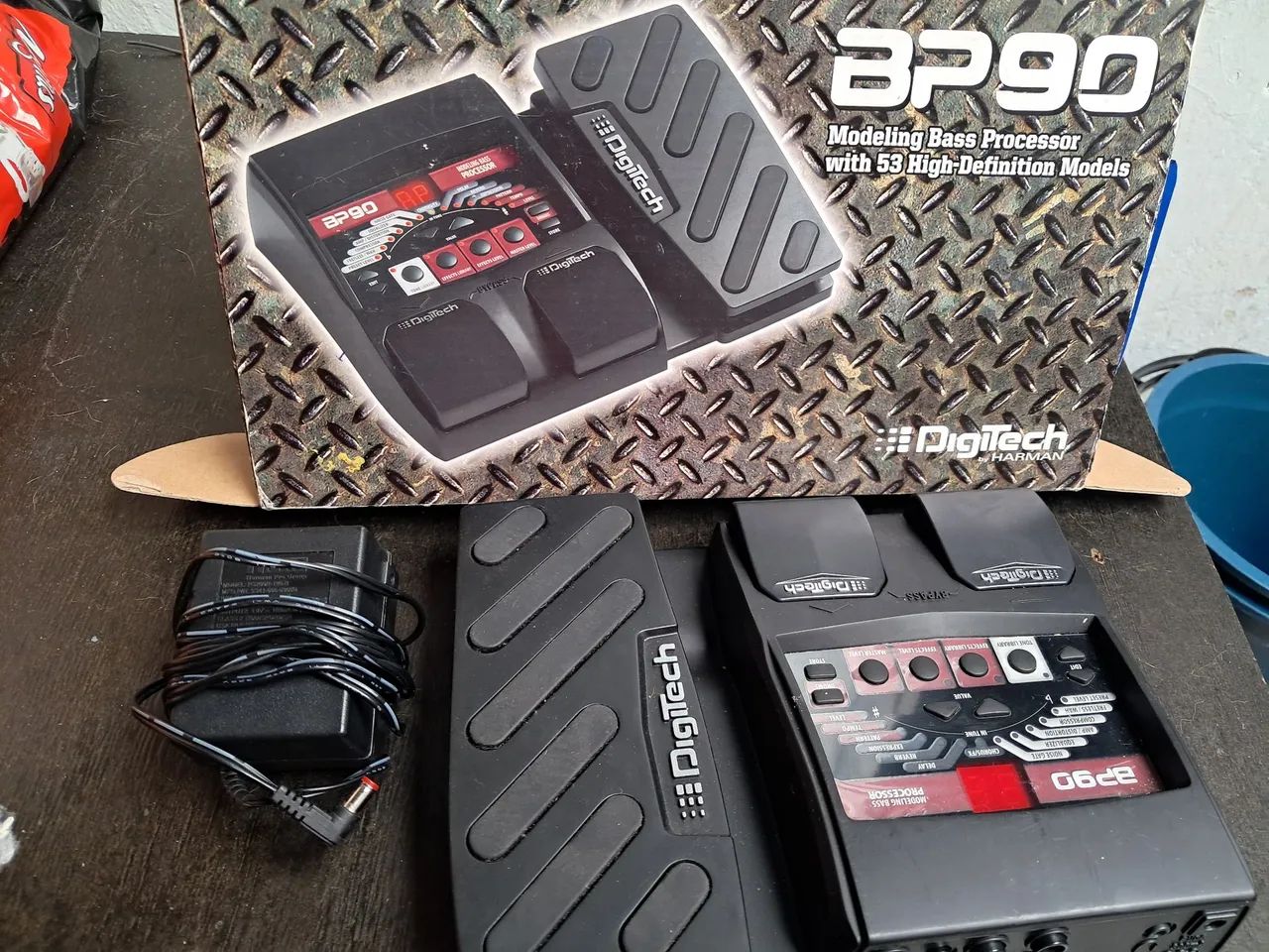 Pedaleira contrabaixo Digitech BP90
