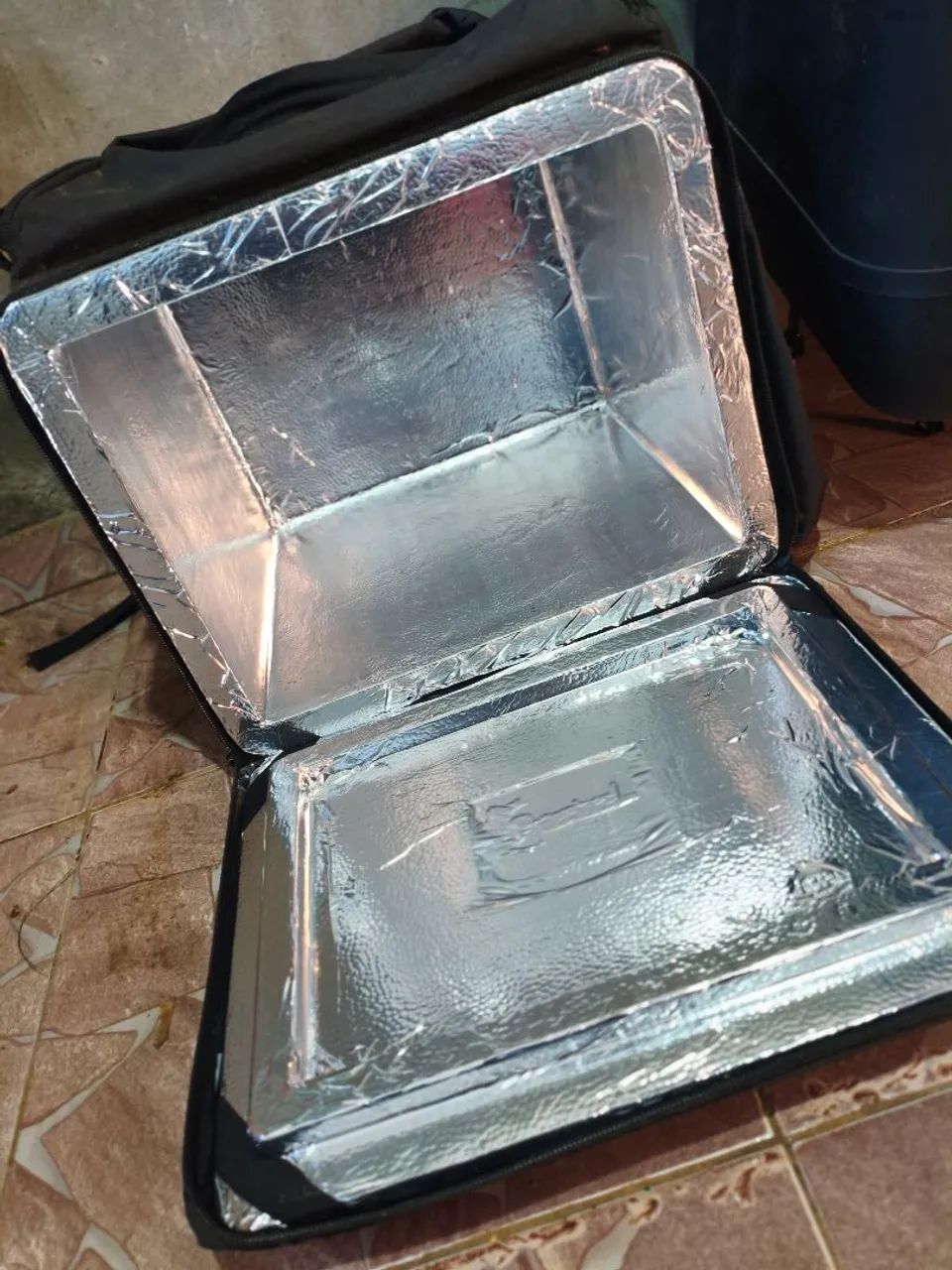 BAÚ E BAG PARA MOTO NOVINHOS= 350,00 - Foto 3
