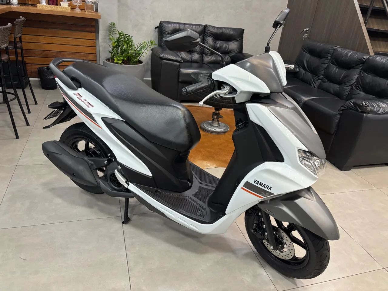 Yamaha FLUO 125 ABS - Foto 3