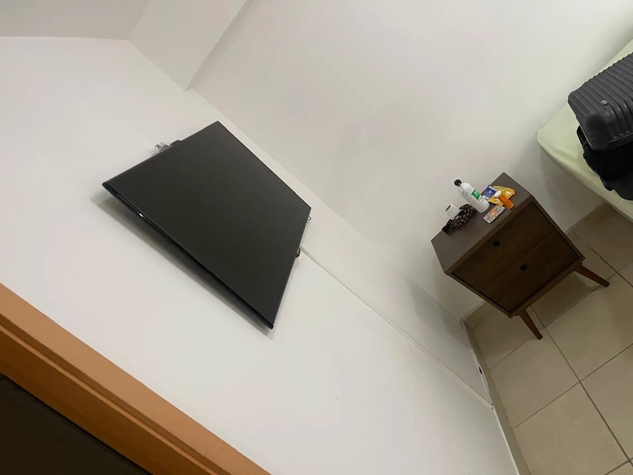 Alugo apt top life/ Miami Beach