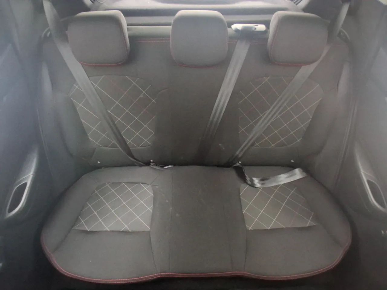 Renault Kwid 1.0 Zen, foto 18 de 18