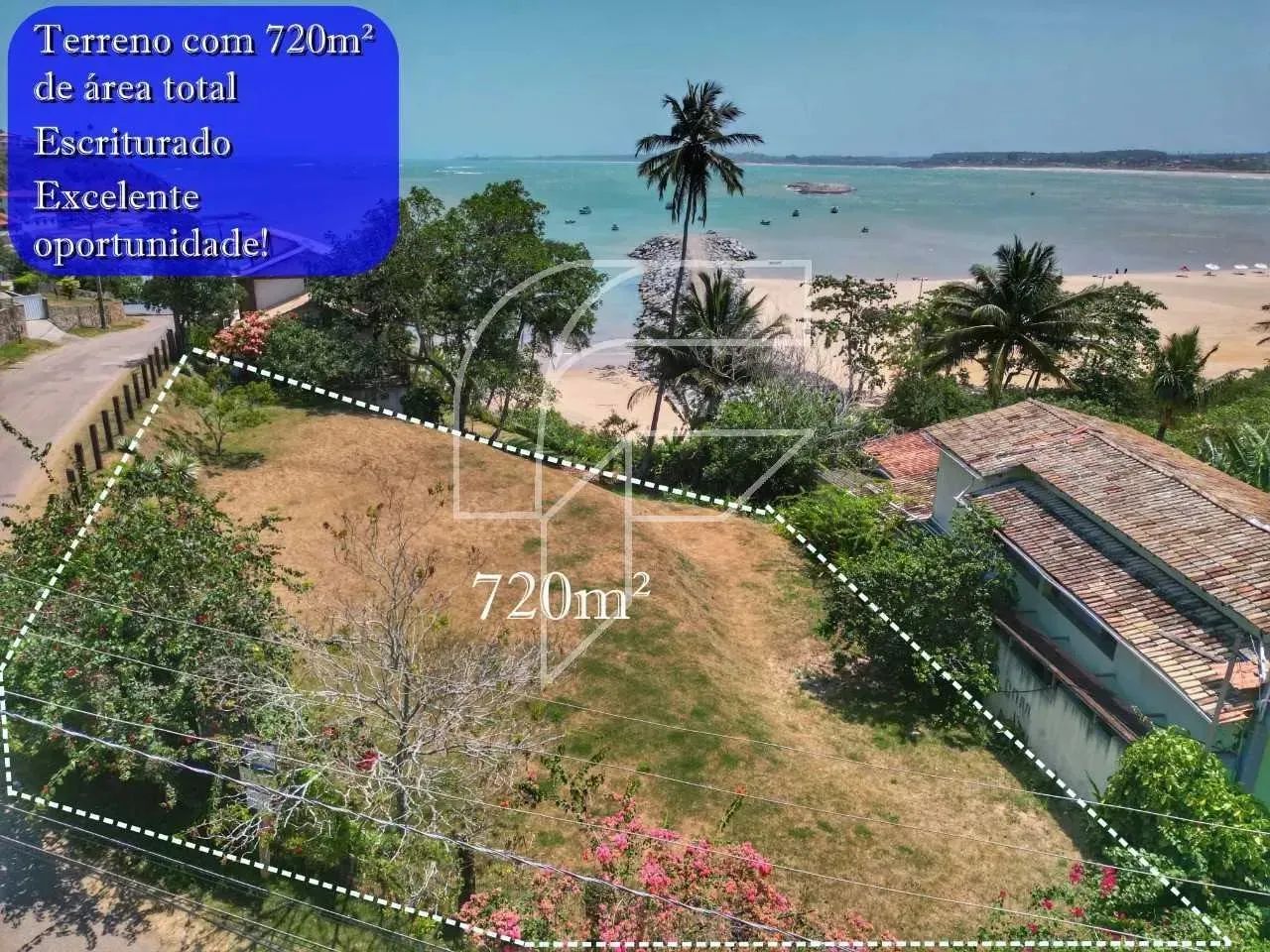 Imóvel para venda tem 740 metros quadrados em Meaípe - Guarapari - ES