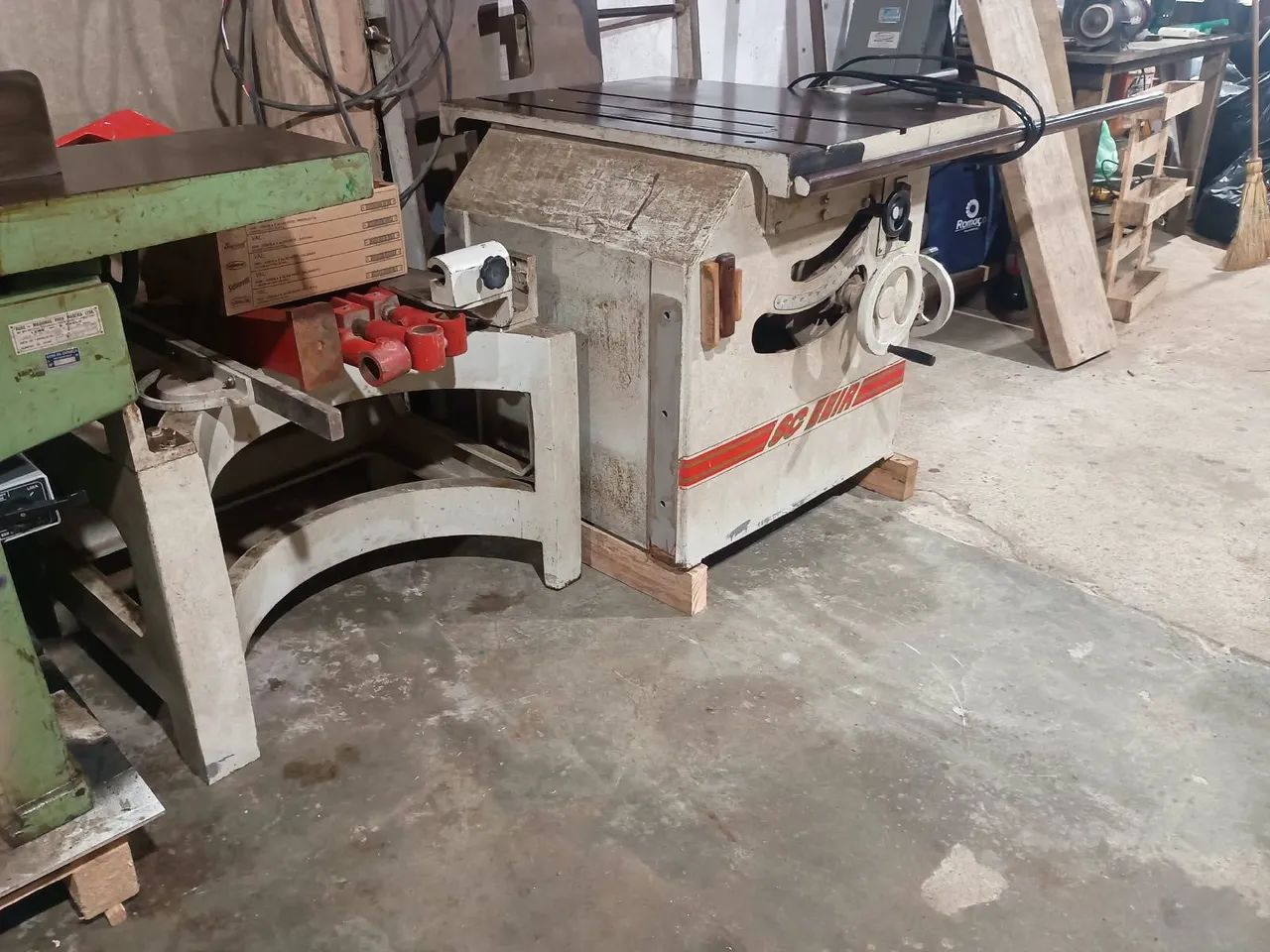 Máquina esquadrejadeira  - Foto 4