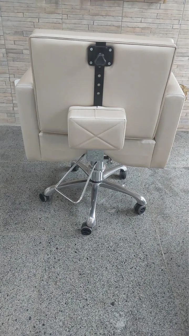CADEIRA PARA CABELEIREIRO - Foto 3