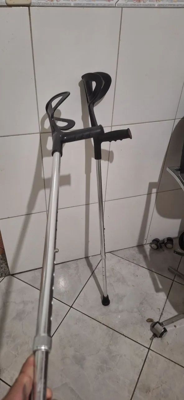 Par de muletas ajustáveis - Foto 4