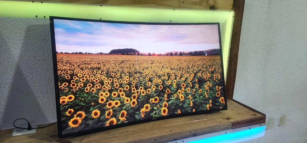 TV 50 polegadas smart 4k com cabo controle todos apss YouTube e Netflix Bluetooth e d  - Foto 3