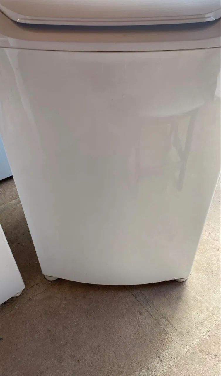 MÁQUINA DE LAVAR ELECTROLUX 8,5 KG 110 - Foto 3