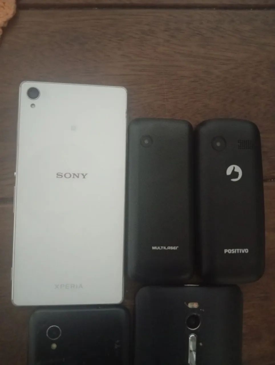 Lote de 5 celulares para retirada de peças - Foto 5