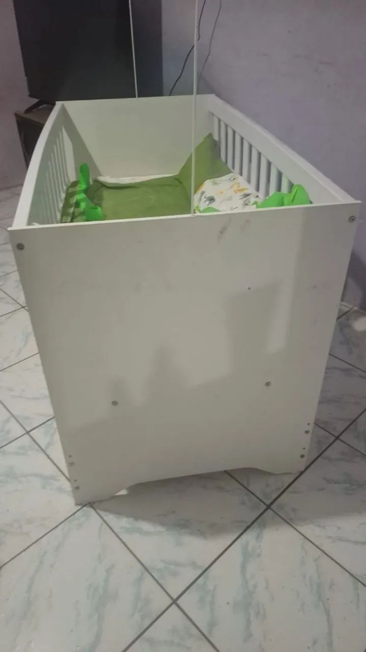 VENDO BERÇO QUE VIRA CAMA - Foto 2