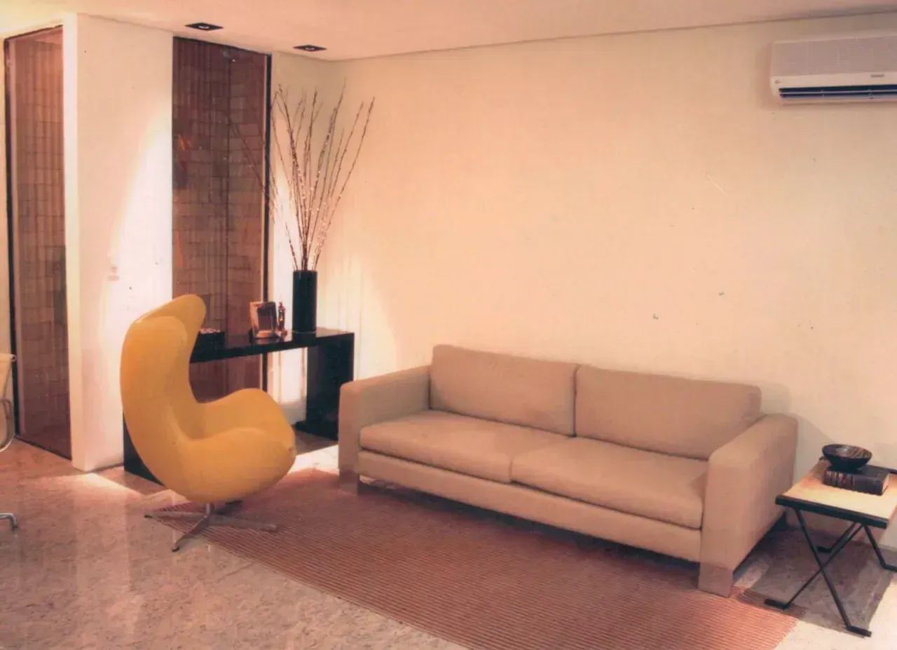 JARAGUÁ: vendo PRÉDIO COMERCIAL TRIPLEX, na 2ª QUADRA da PRAIA