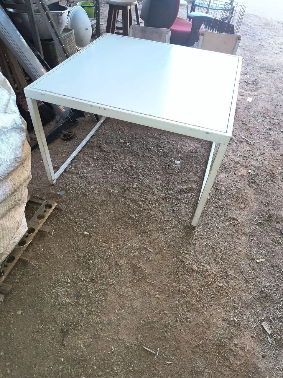 Mesa de ferro 90 x 90 x 60 