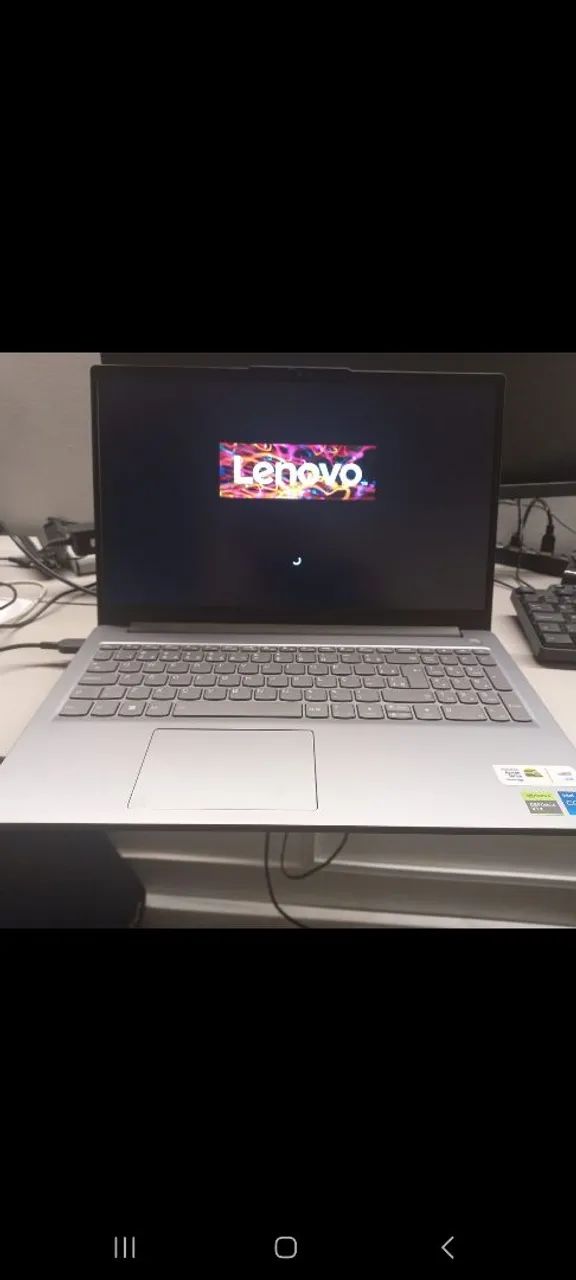 VENDO NOTEBOOK LENOVO
