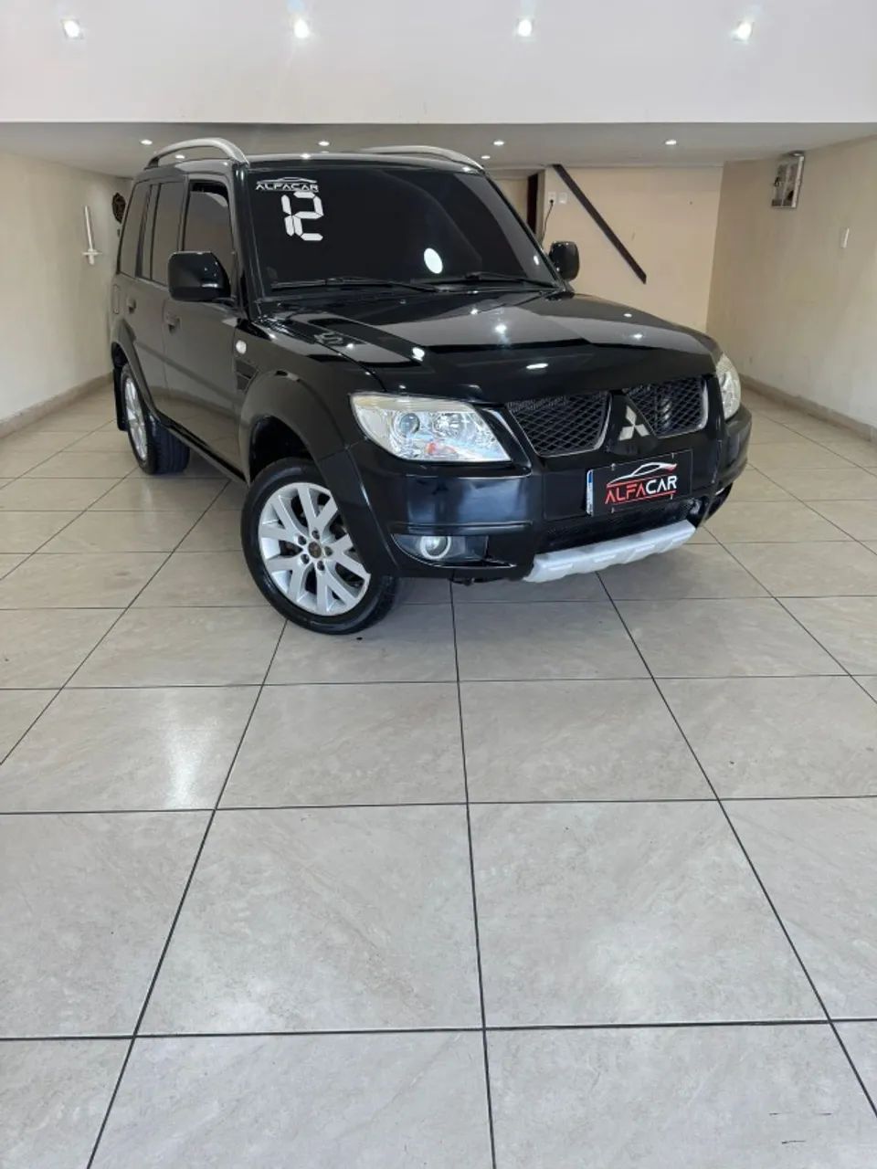 Mitsubishi Pajero 2012