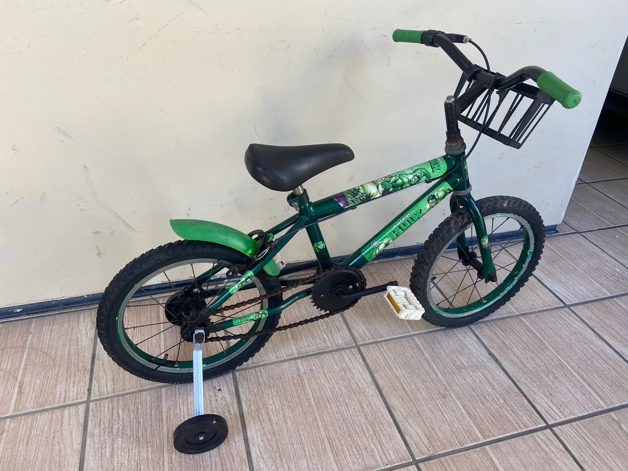 Bicicleta Infantil aro 16 do Hulk - Foto 3