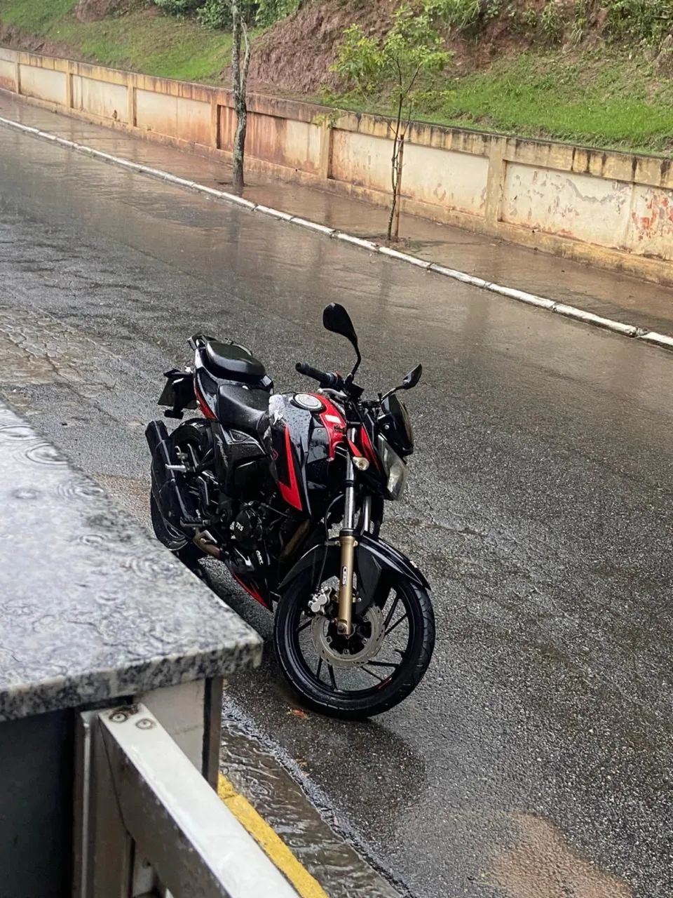 APACHE RTR 200cc - Ano 2020 - Foto 4