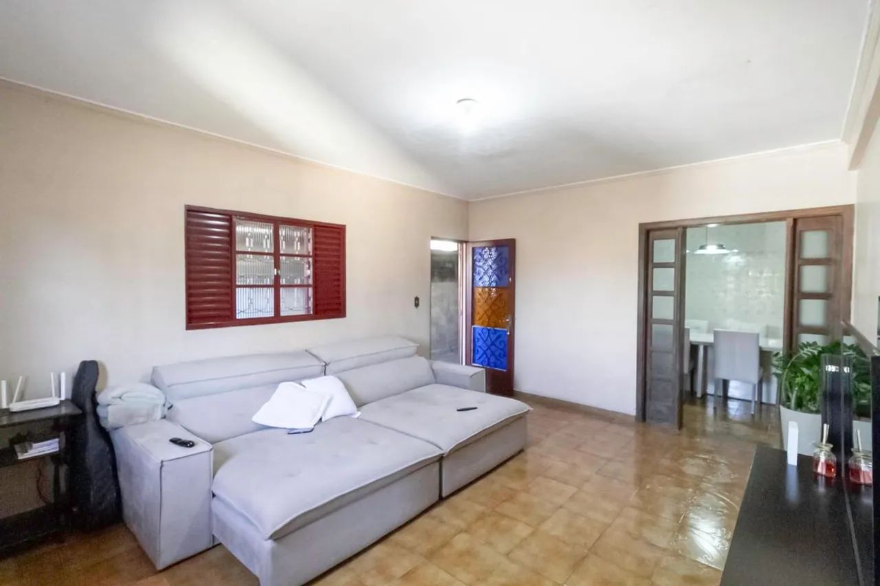 Casa à Venda - Ermelinda, 4 Quartos, 319 m2 - Foto 3