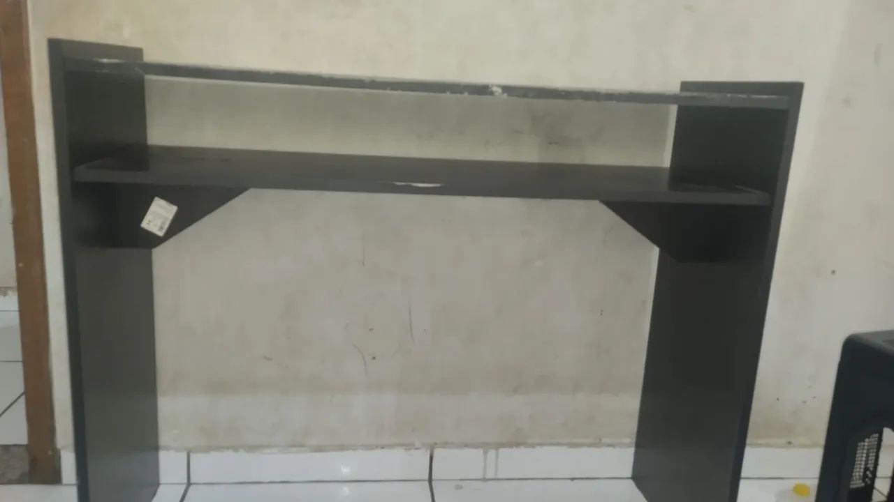 Escrivaninha para estudo ou trabalho 