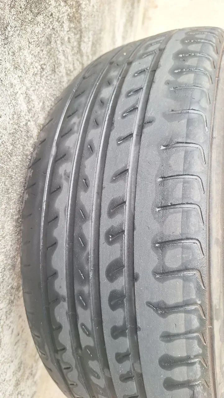 Pneu ARO15 - Foto 3