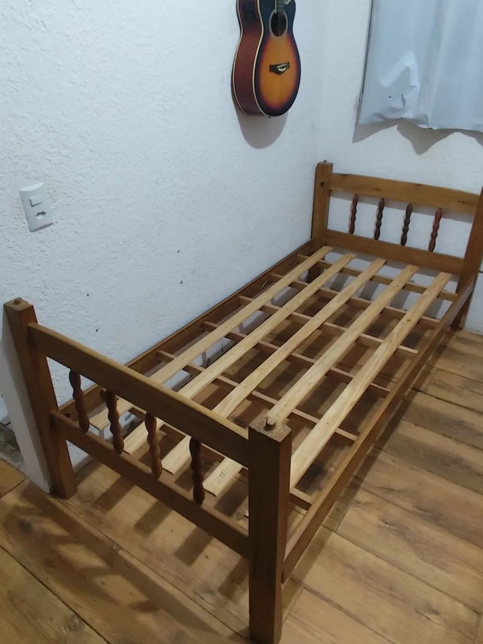 Cama de solteiro 