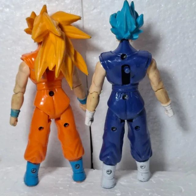 Kit 2 Bonecos Dragon Ball - Bootleg Clássico (Alavanquinha) - Foto 4