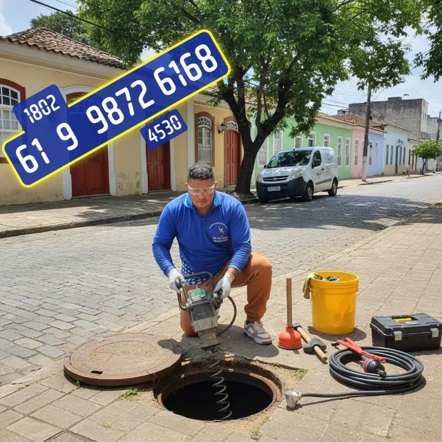 Desentupidora de tanques, esgotos, calhas... Perto Você