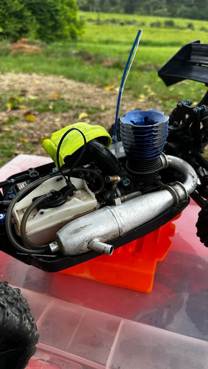 Automodelo Xray XB8 1/8 Nitro - Completo com Muitos Extras - Foto 3