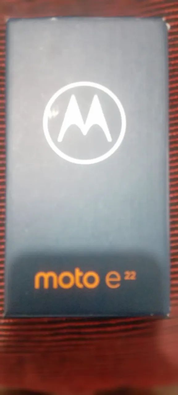 Novo na caixa Moto E22 celular - Foto 2