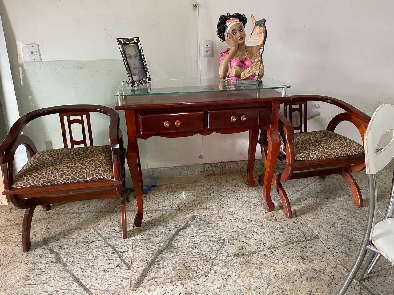 Lindo jogo de sala antigo  - Foto 2
