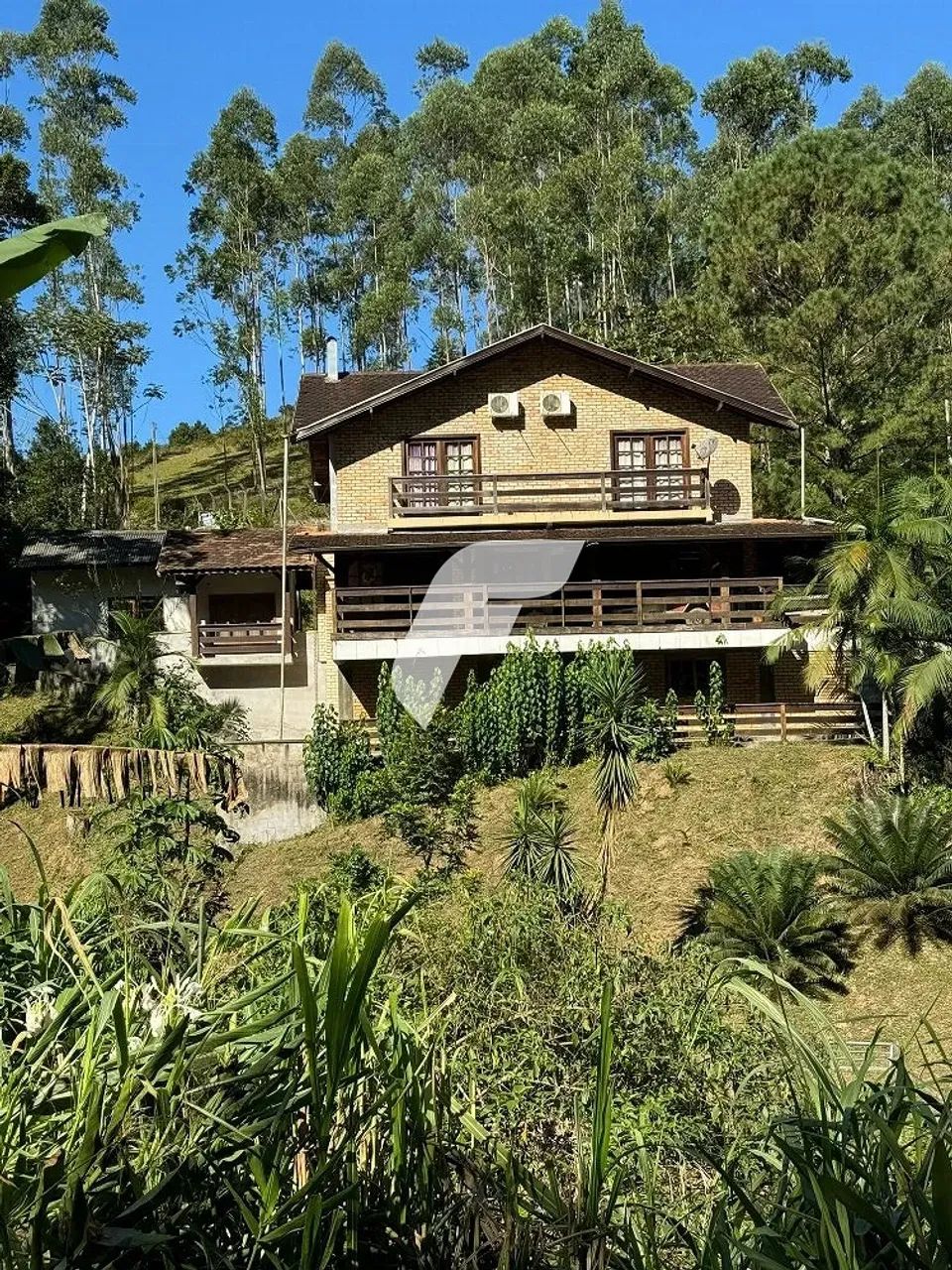 Sítio com 6 Hectares em Nova Trento