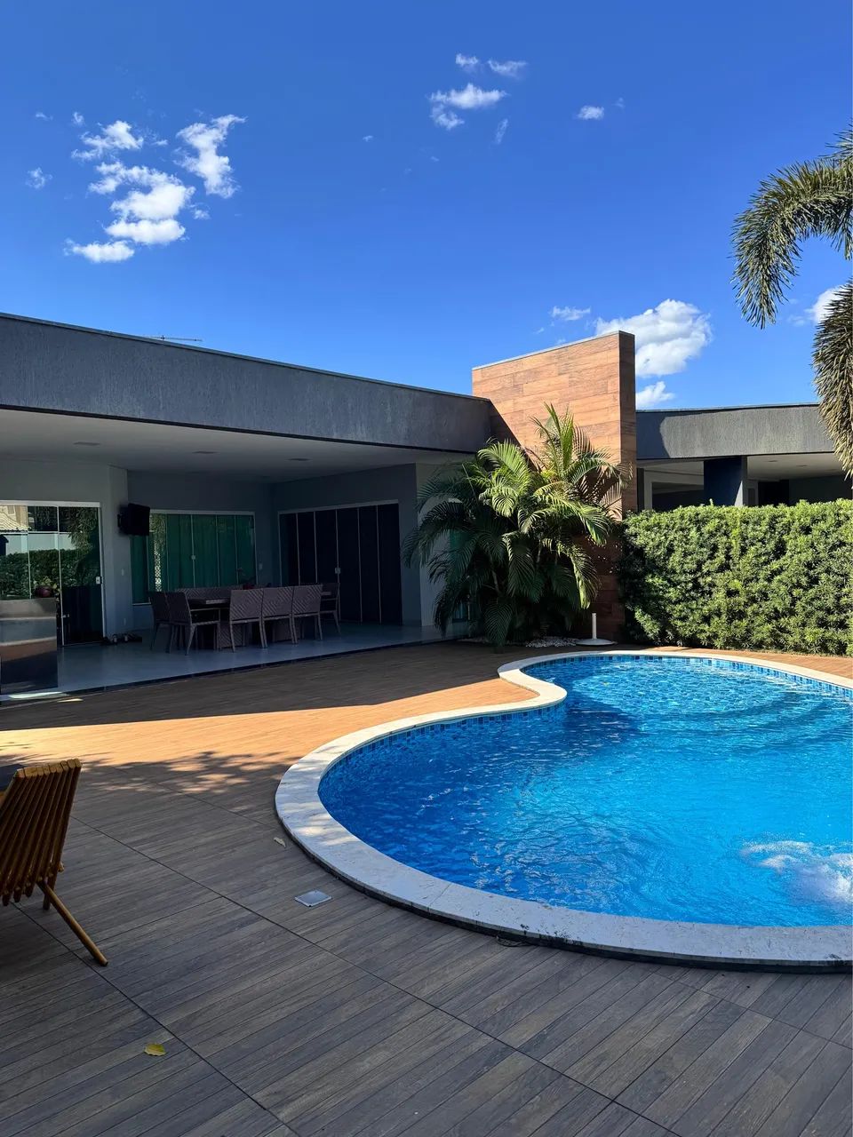 Casa térrea 720 m² de terreno cinco suítes