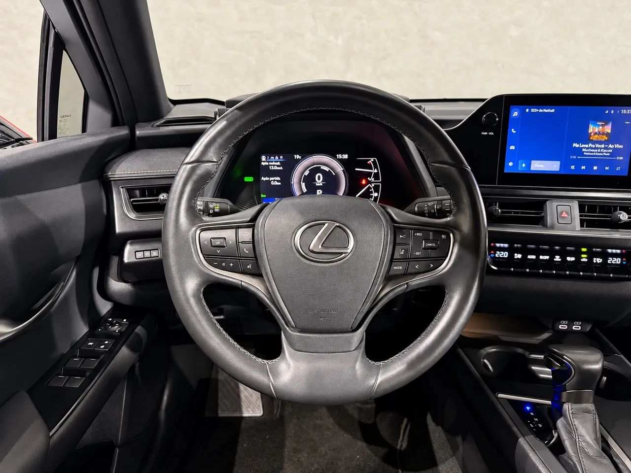 Lexus UX-250h Dynamic 2.0 16V Aut.(hybrid), foto 7 de 11